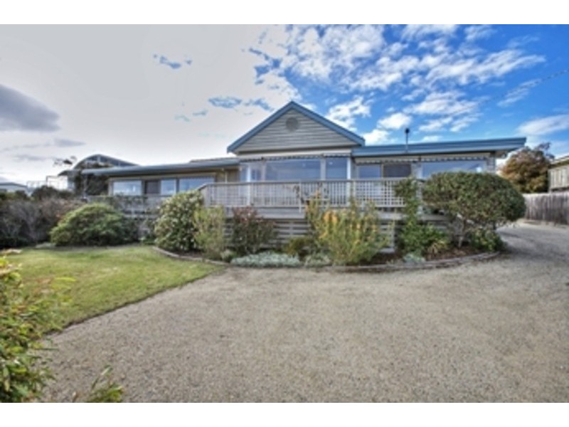28 Panorama Drive, San Remo VIC 3925
