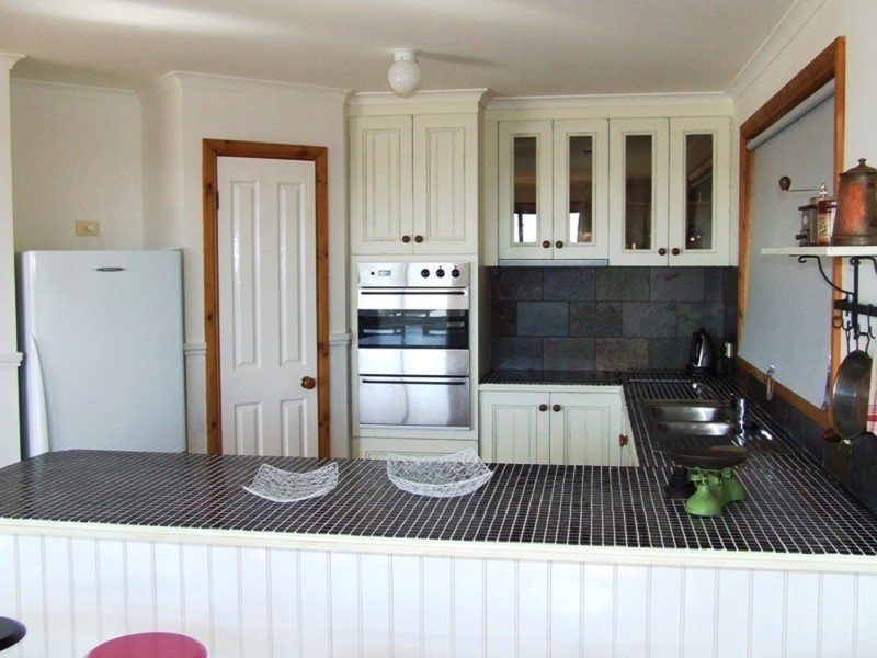 7 The Broadway, San Remo VIC 3925