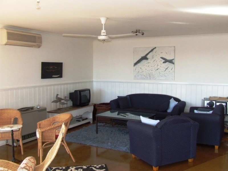 7 The Broadway, San Remo VIC 3925