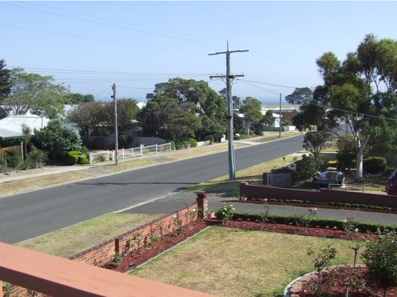 1/78 Back Beach Road, San Remo VIC 3925