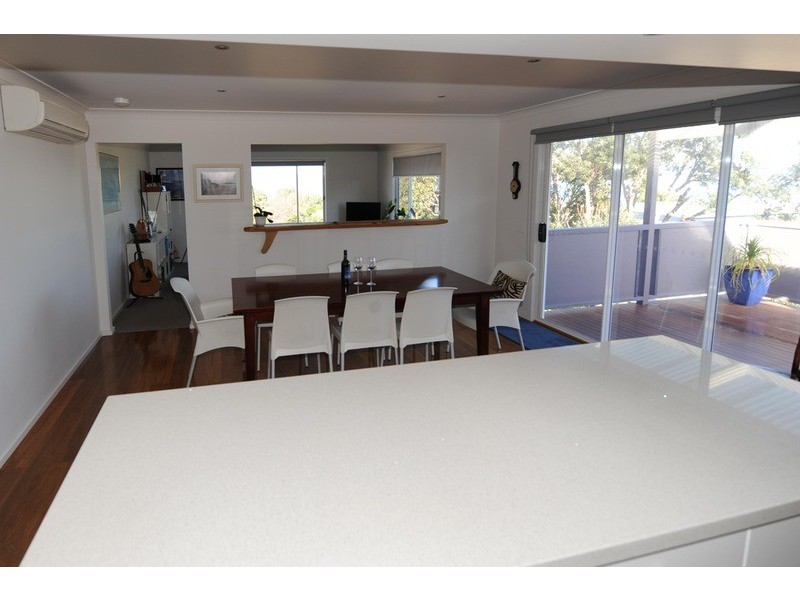 82 Penniwells Drive, San Remo VIC 3925