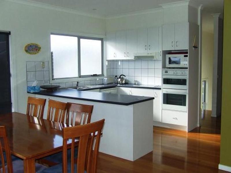 11 Penniwells Drive, San Remo VIC 3925