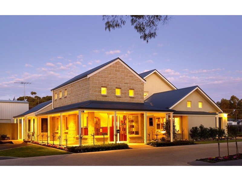 4 Mary Grove, San Remo VIC 3925
