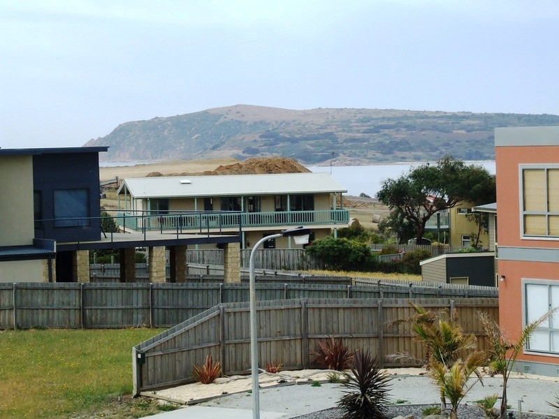 36 Halcyon Avenue, San Remo VIC 3925