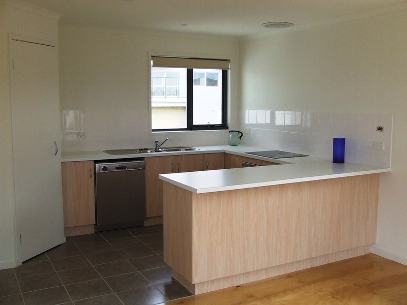 36 Halcyon Avenue, San Remo VIC 3925