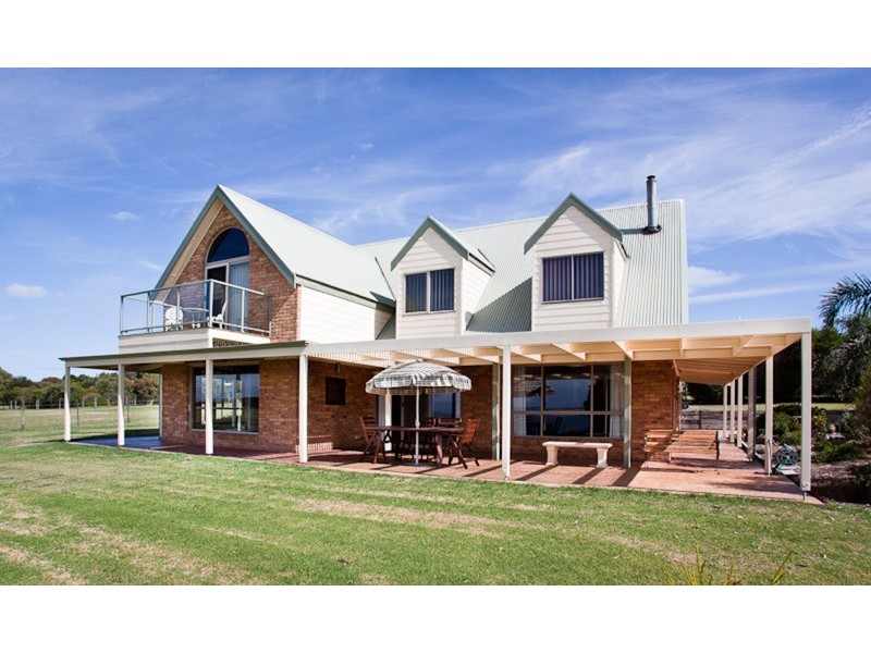 38 Anderson Street, San Remo VIC 3925