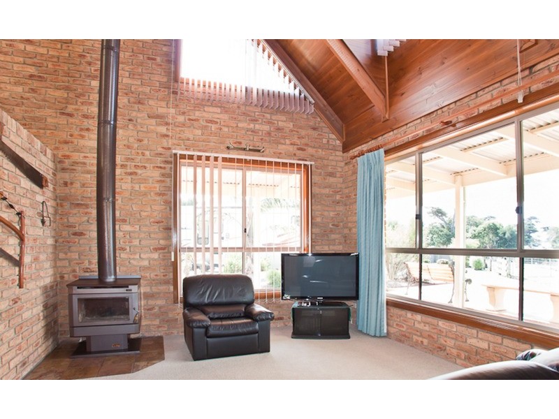 38 Anderson Street, San Remo VIC 3925