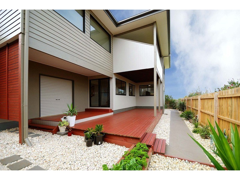 13 McCarthy Street, San Remo VIC 3925