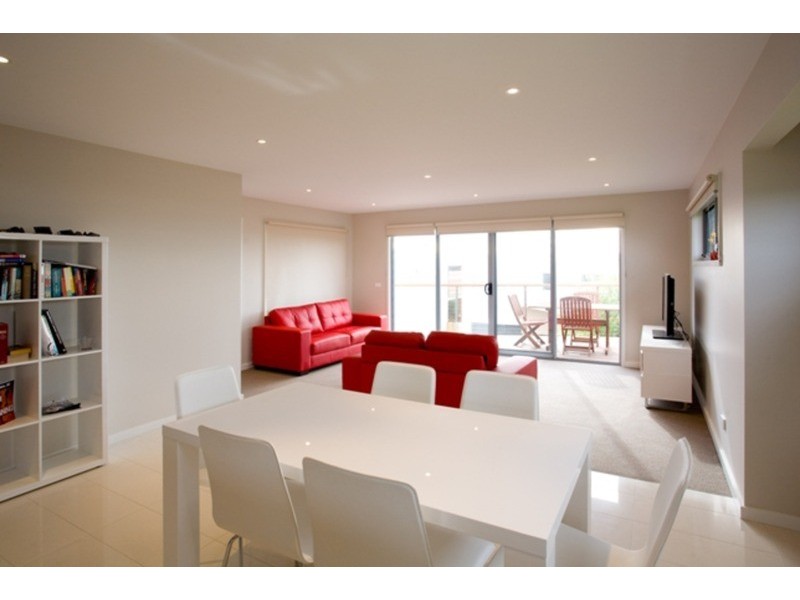 6/1 Stradbroke Crescent, Surf Beach VIC 3922