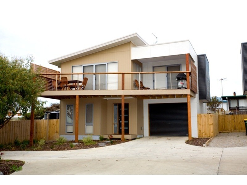 6/1 Stradbroke Crescent, Surf Beach VIC 3922