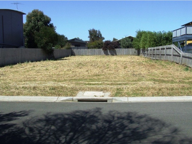 5 Matthew Court, Cowes VIC 3922