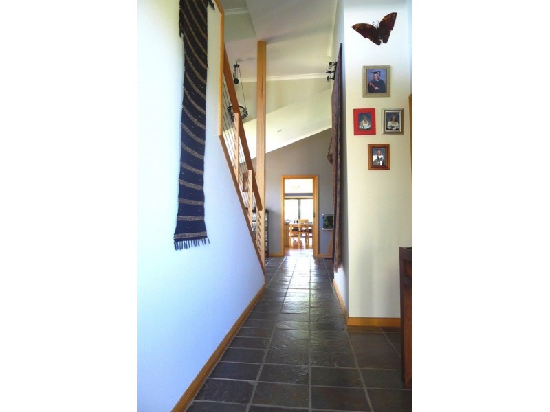 6 Ocean View Drive, San Remo VIC 3925