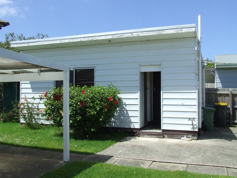 16 Edgar  Road, San Remo VIC 3925