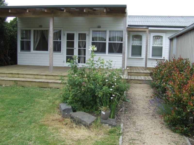 26 Fern Ave, Surf Beach VIC 3922
