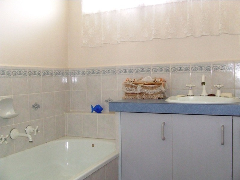 75 Potters Hill  Road, San Remo VIC 3925