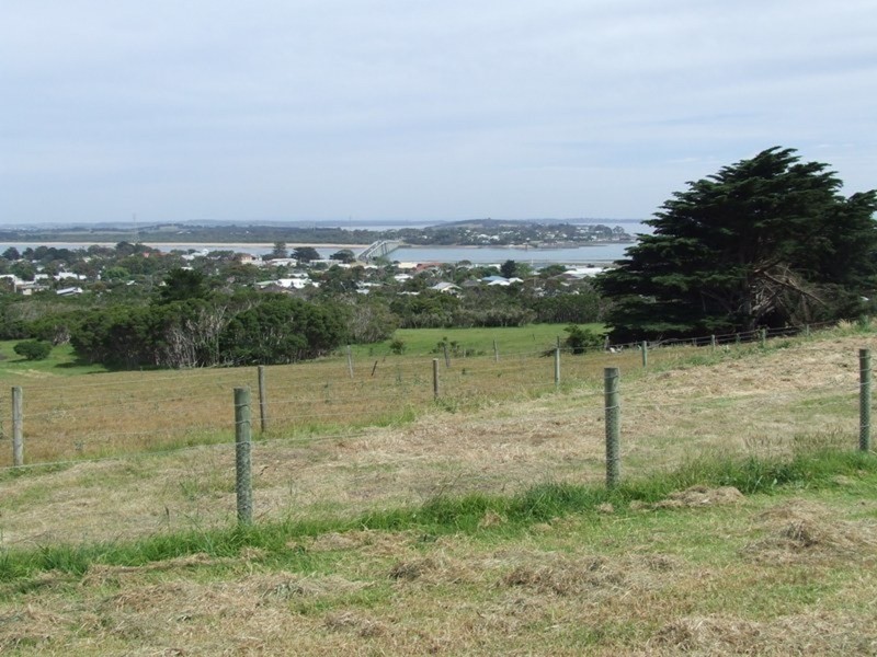 35 Panorama Drive, San Remo VIC 3925