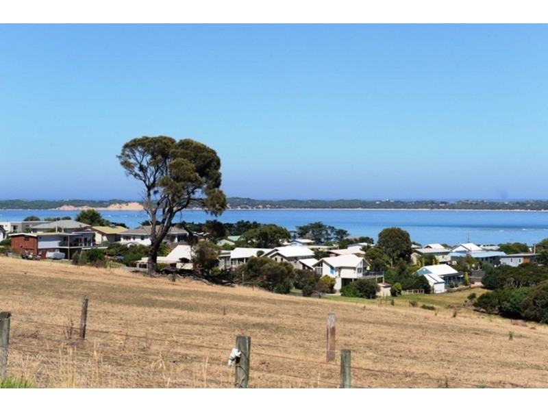 35 Panorama Drive, San Remo VIC 3925