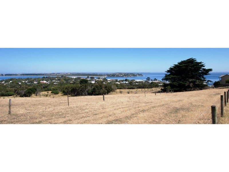 35 Panorama Drive, San Remo VIC 3925