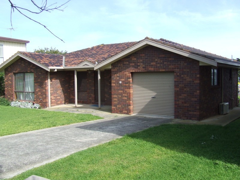 43 Oceanview Drive, San Remo VIC 3925
