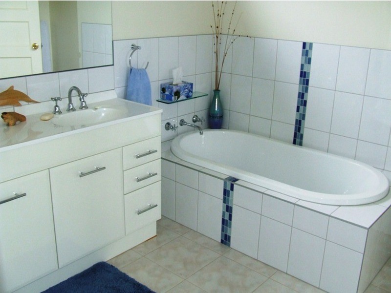 3 Beach Crescent, Newhaven VIC 3925