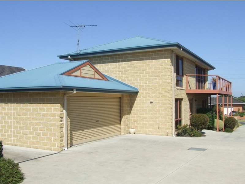 1/78 Back Beach Road, San Remo VIC 3925