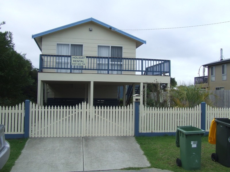 2 Seaspray  Avenue, Cape Woolamai VIC 3925