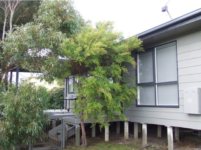 38 First Avenue, San Remo VIC 3925