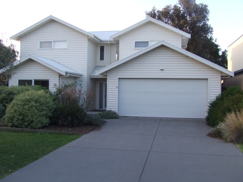 9 Martin Street, Silverleaves VIC 3922