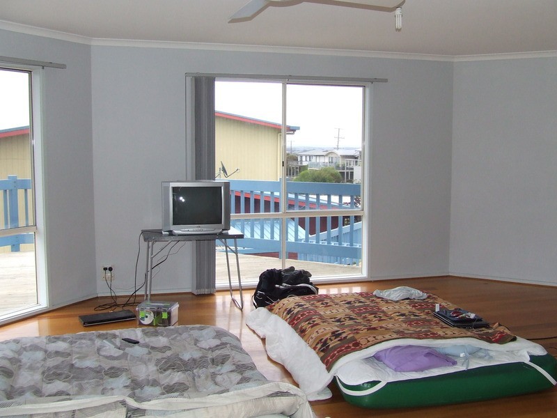 6  Halcyon Avenue, San Remo VIC 3925