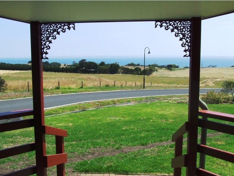 1/25-27 Small Court, San Remo VIC 3925