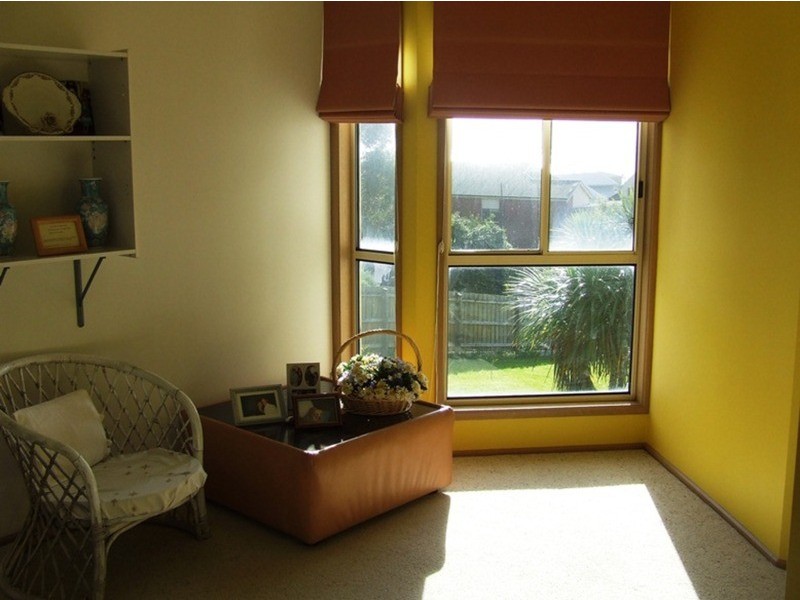 6 Bonwick Avenue, San Remo VIC 3925