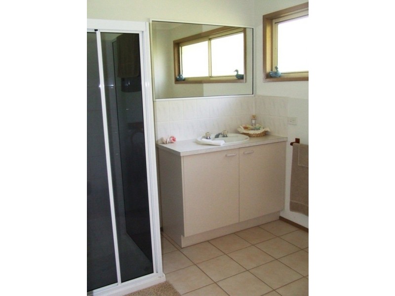 6 Bonwick Avenue, San Remo VIC 3925