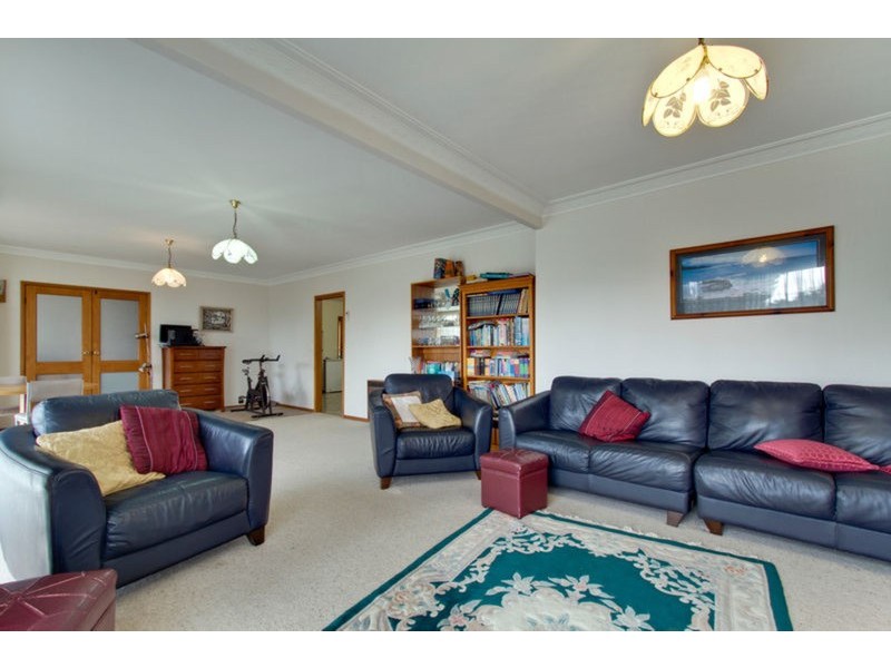 37-41 Phillip Island Road, San Remo VIC 3925