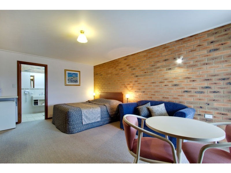 37-41 Phillip Island Road, San Remo VIC 3925