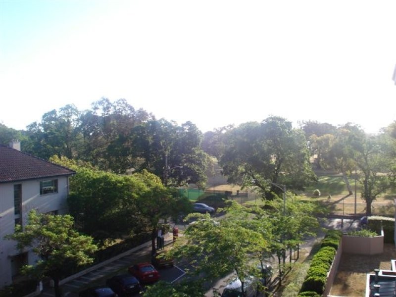 15 Queens Road, Melbourne VIC 3000