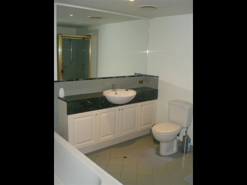 15 Queens Road, Melbourne VIC 3000