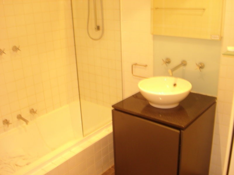 233 Collins Street, Melbourne VIC 3000