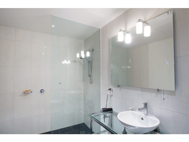 68 La Trobe Street, Melbourne VIC 3000