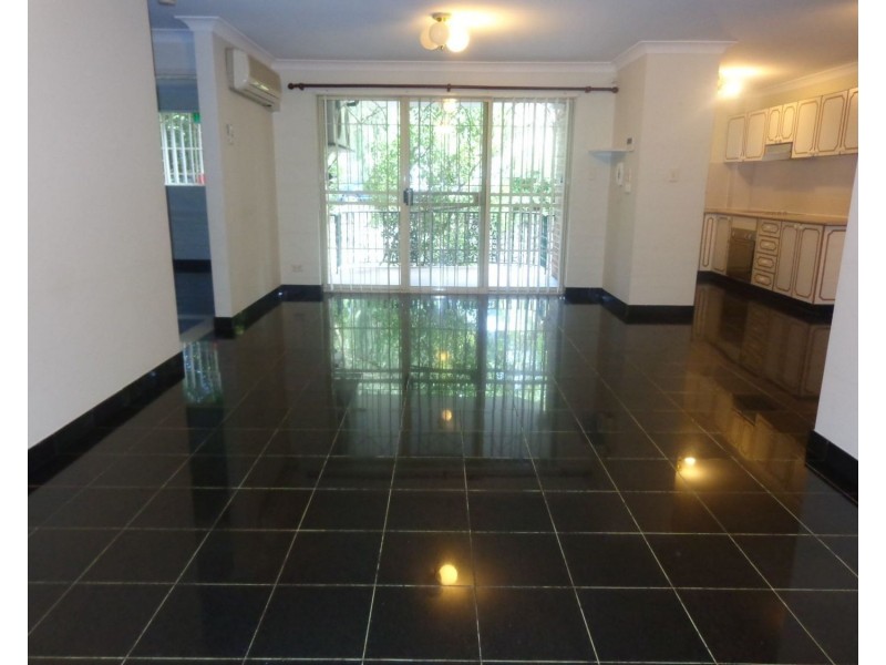 2/113 Meredith Street, Bankstown NSW 2200