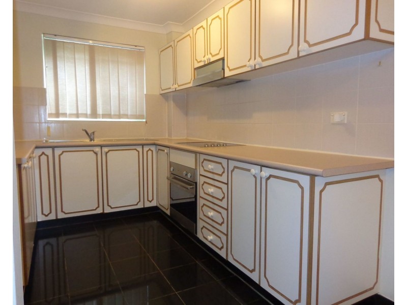 2/113 Meredith Street, Bankstown NSW 2200