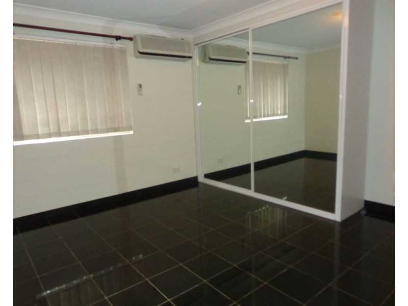 2/113 Meredith Street, Bankstown NSW 2200