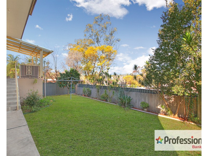 23 Wendy Avenue, Georges Hall NSW 2198