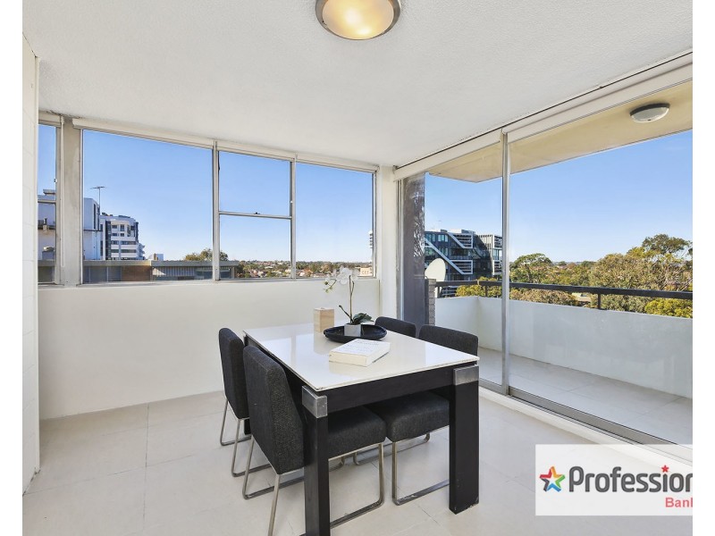 42/16 West Terrace, Bankstown NSW 2200