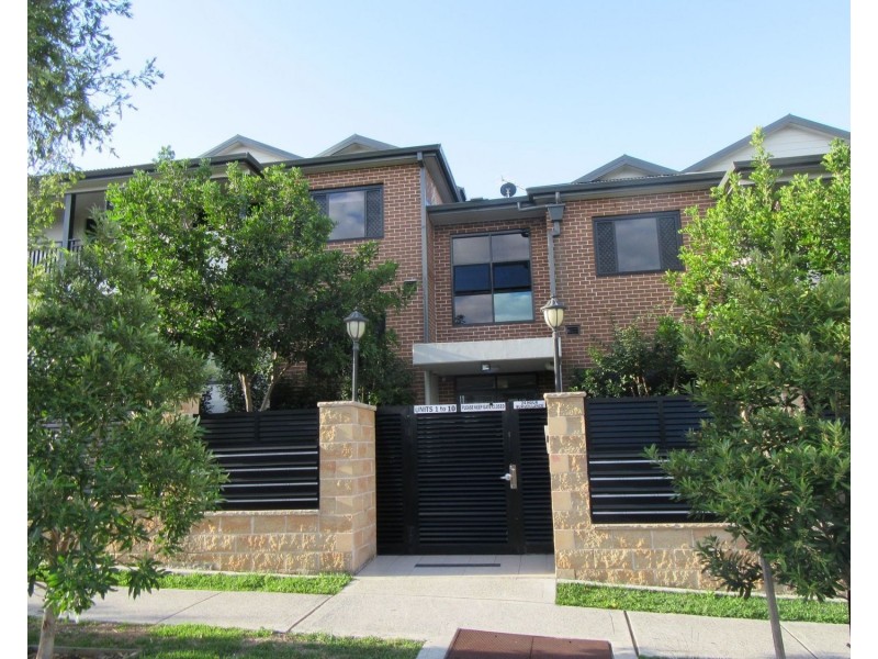 18/177 Banksia Road, Greenacre NSW 2190