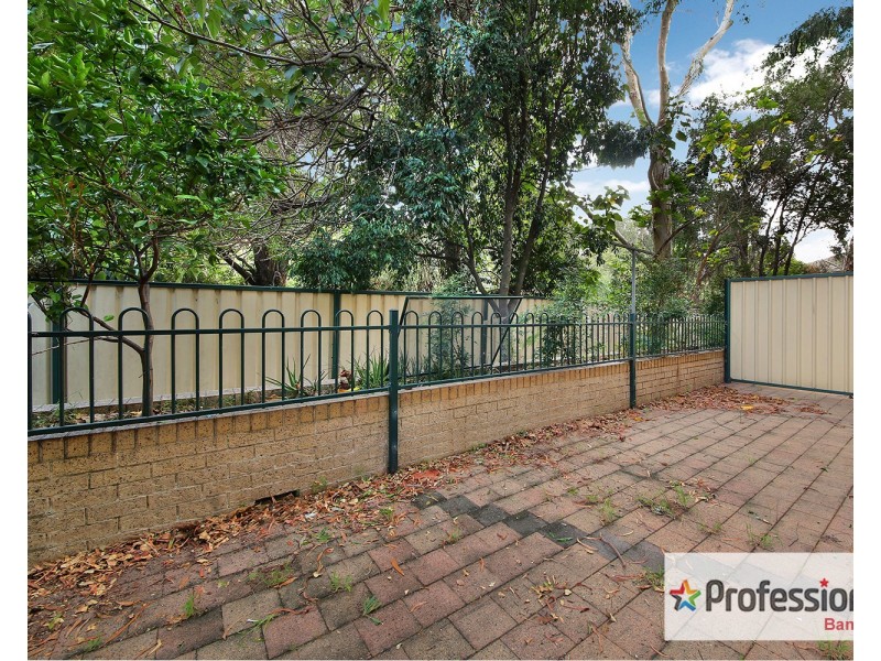 25/19 Sir Joseph Banks Street, Bankstown NSW 2200