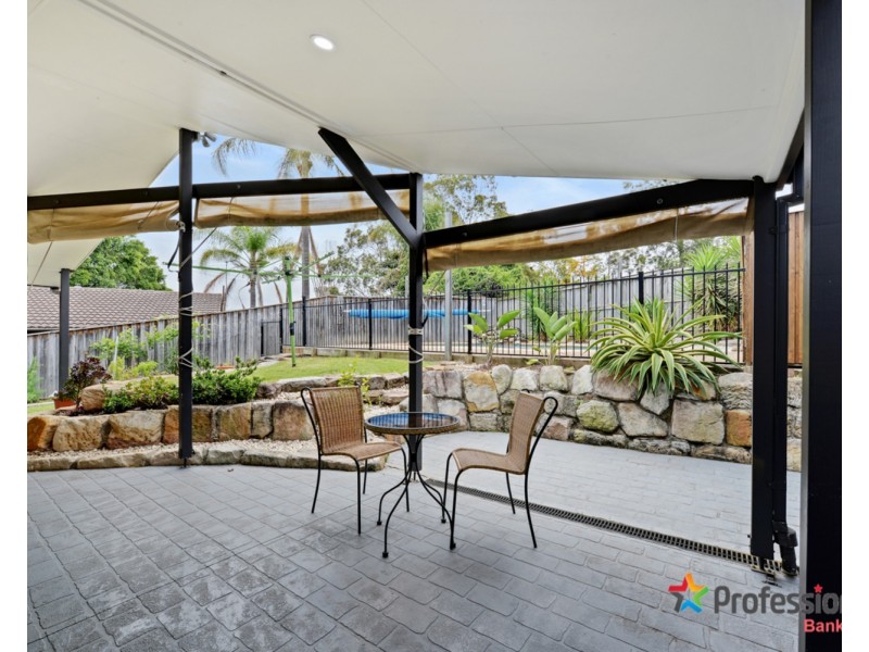 72 Gal Crescent, Moorebank NSW 2170