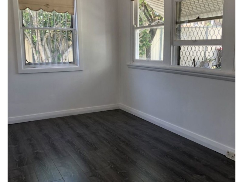 211 Cooper Road, Yagoona NSW 2199