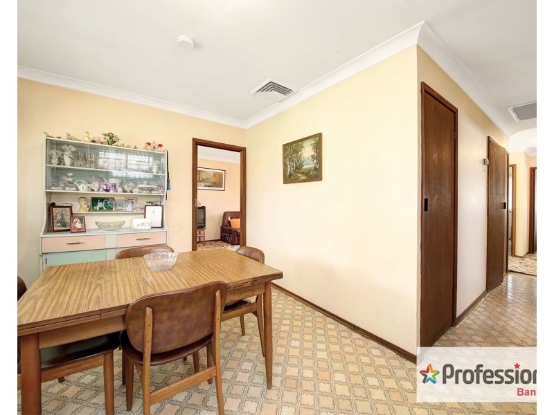 10 Handle Street, Bass Hill NSW 2197