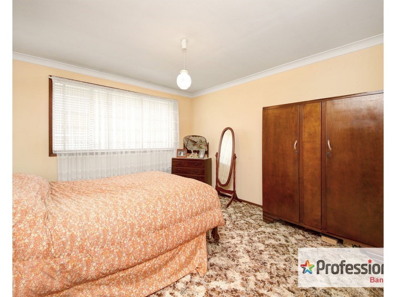 10 Handle Street, Bass Hill NSW 2197