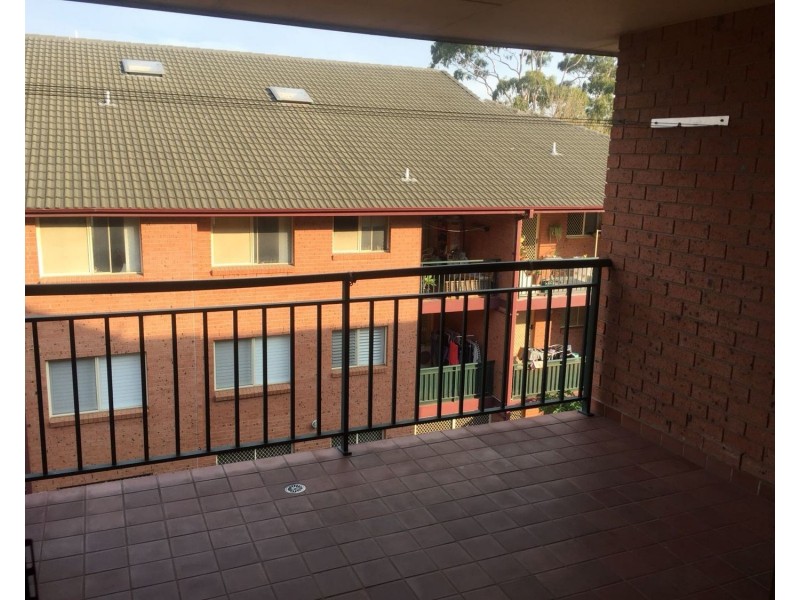 27/6 Myrtle Road, Bankstown NSW 2200